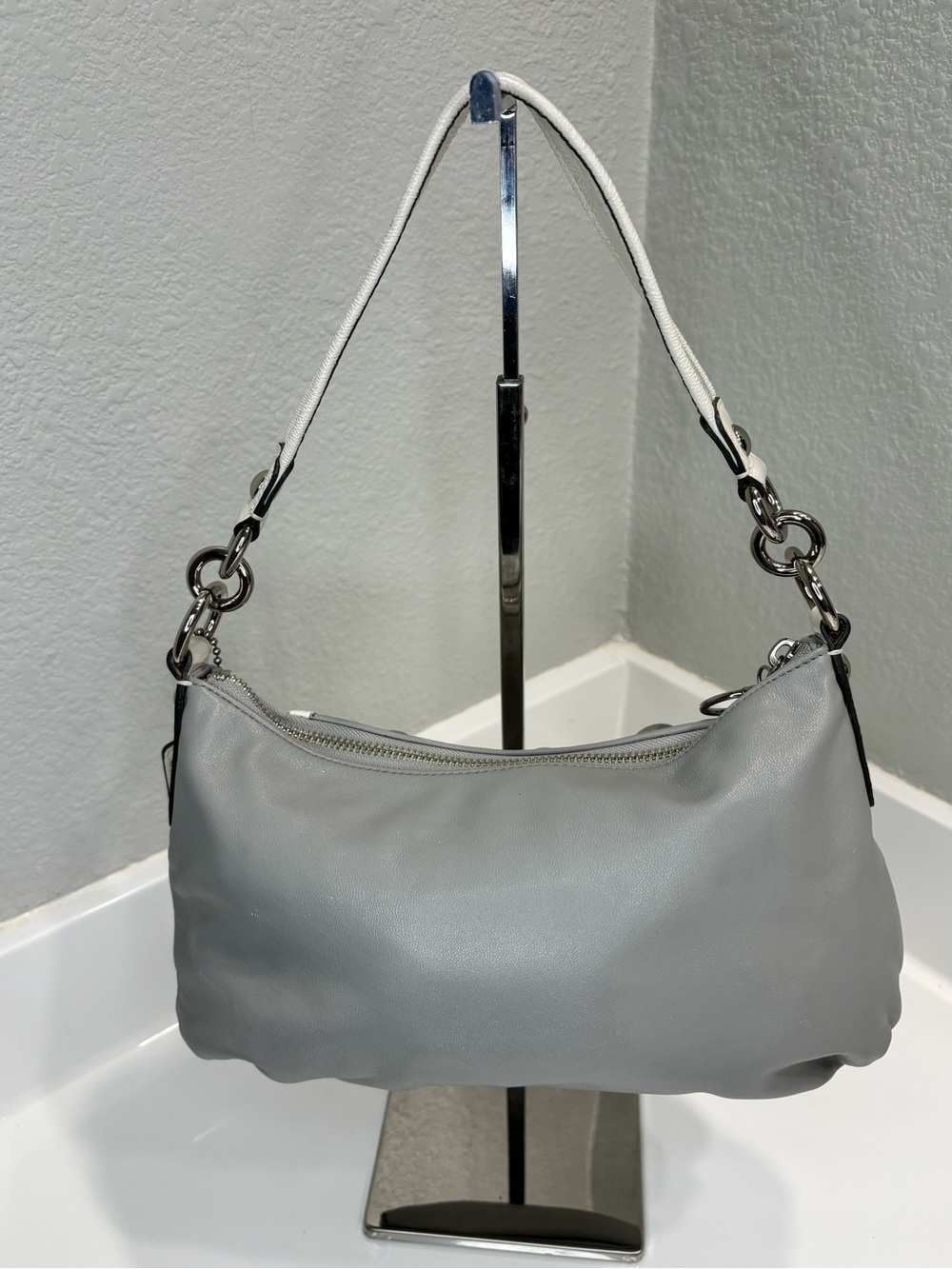 Coach Poppy Groovy Crossbody Shoulder bag - Picture 8 of 13